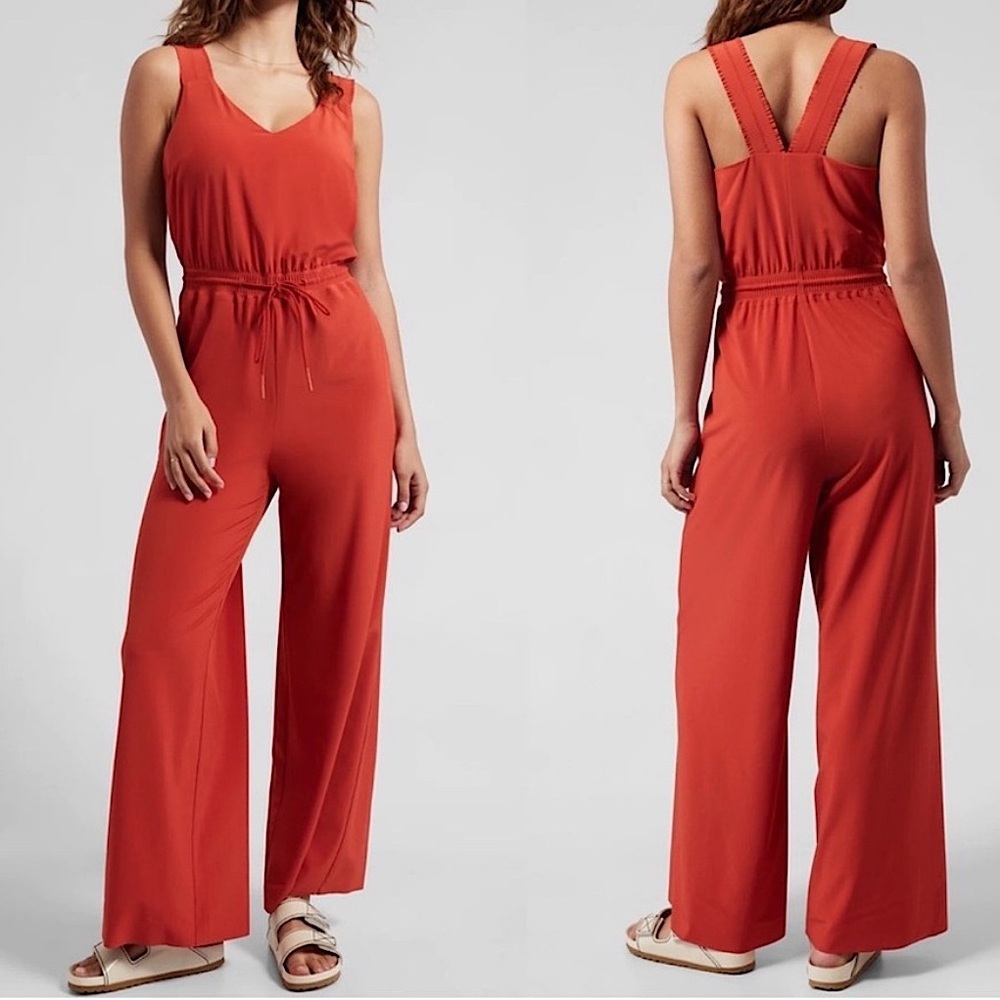 Athleta Savannah‎ Jumpsuit V-Neck Wide Leg Featherweight Stretch Currant Red 16